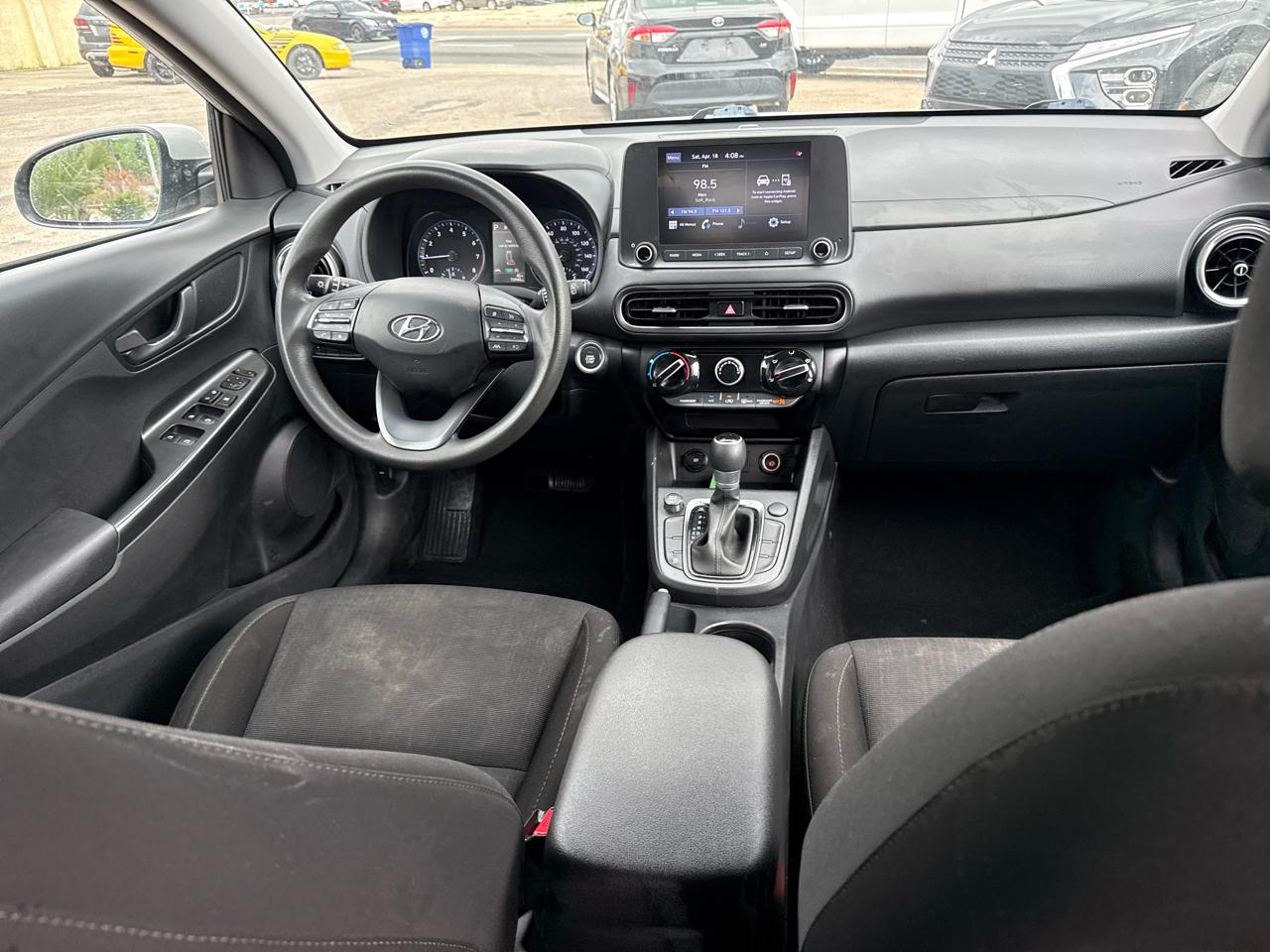 Hyundai Kona SEL Auto FWD 2022