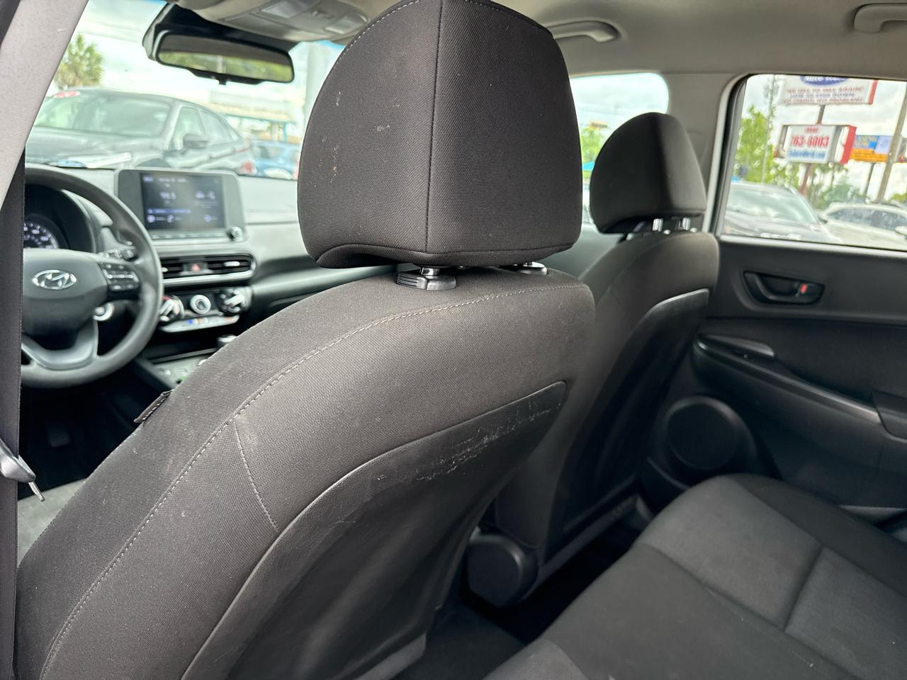 Hyundai Kona SEL Auto FWD 2022