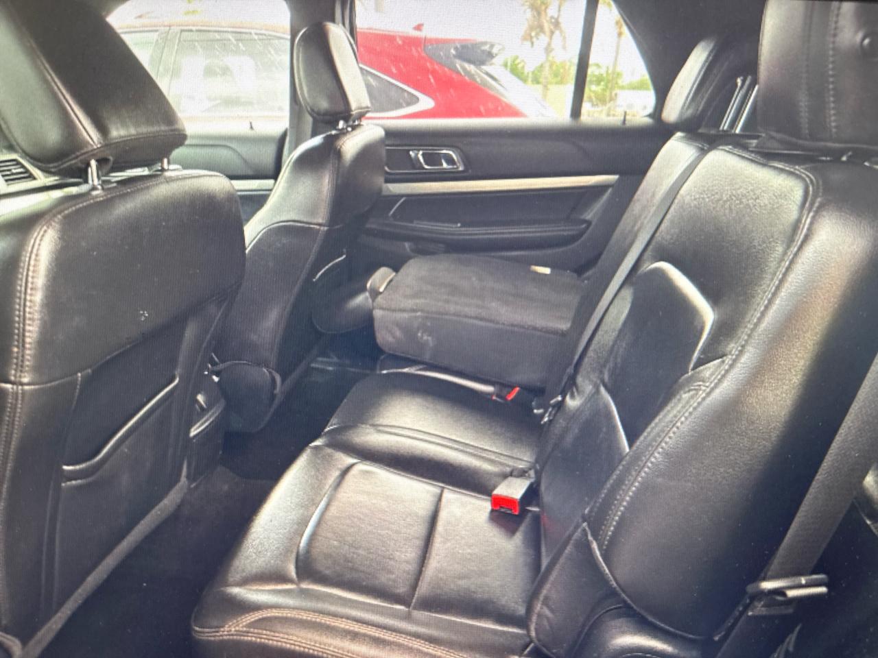 Ford Explorer XLT FWD 2018