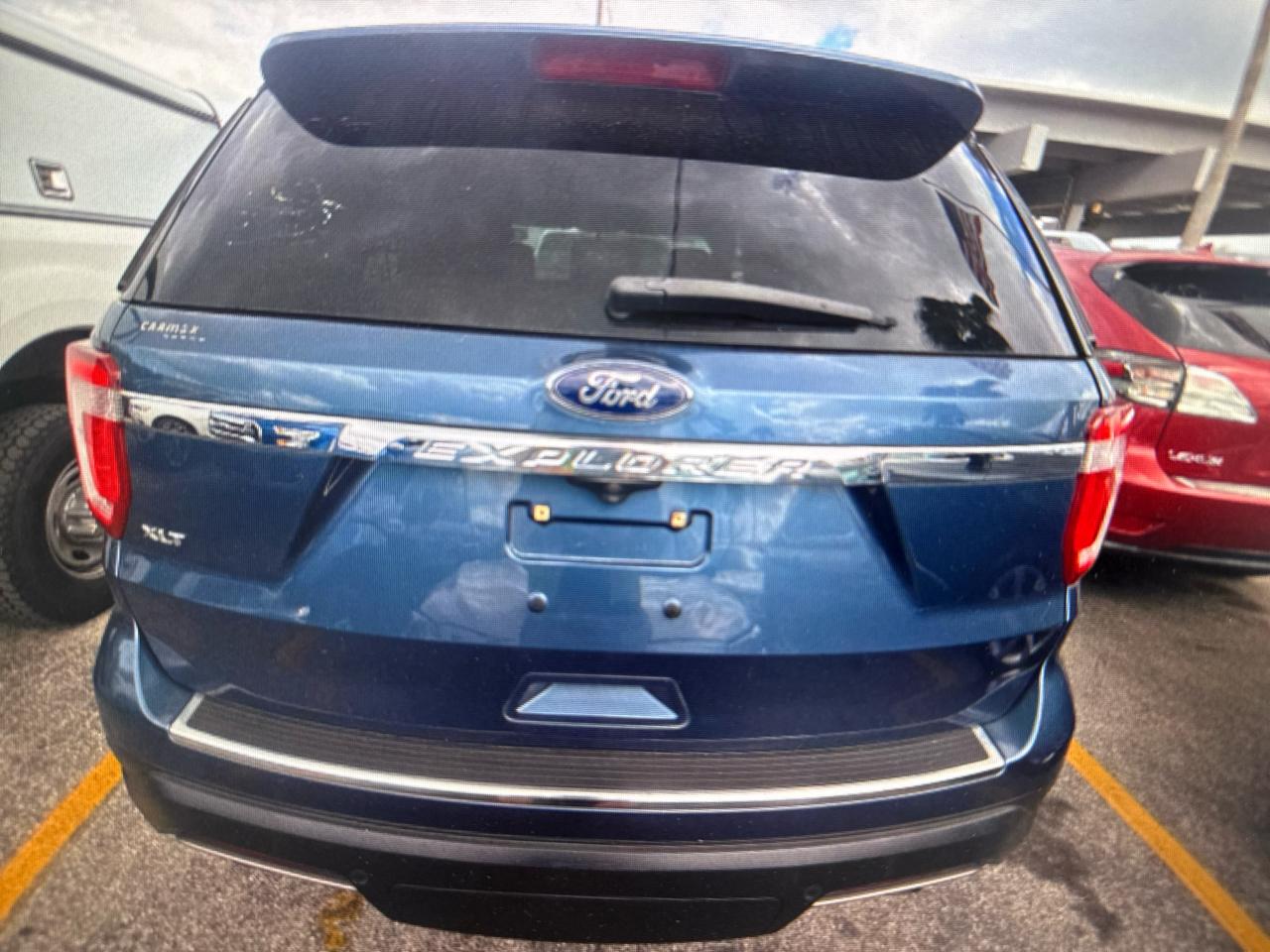 Ford Explorer XLT FWD 2018