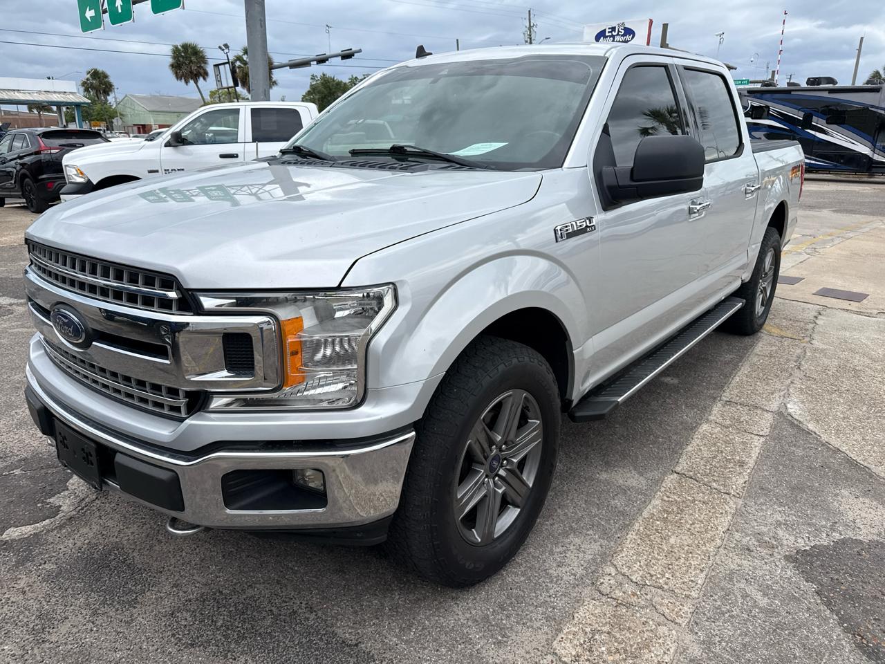 Ford F-150 4WD SuperCrew 145" FX4 2019