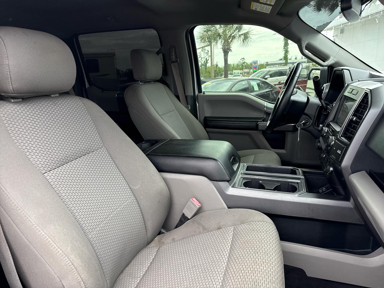 Ford F-150 4WD SuperCrew 145" FX4 2019