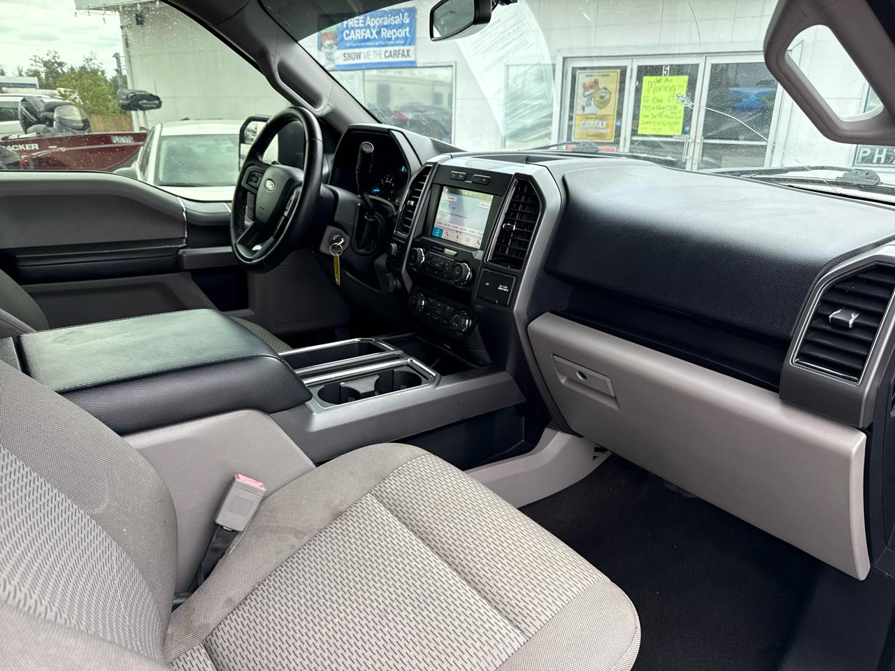 Ford F-150 4WD SuperCrew 145" FX4 2019