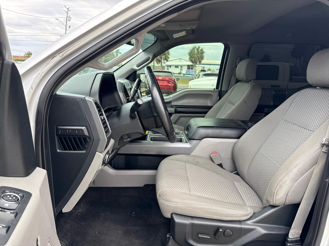 Ford F-150 4WD SuperCrew 145" FX4 2019