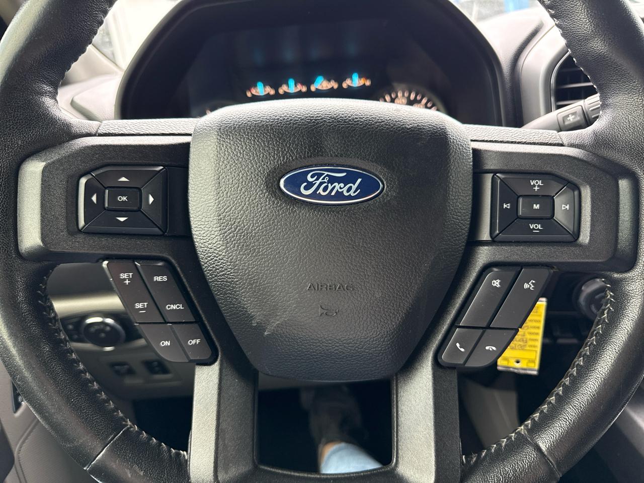 Ford F-150 4WD SuperCrew 145" FX4 2019