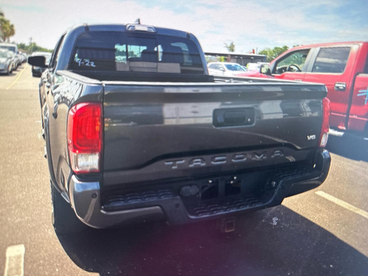 Toyota Tacoma TRD Off Road Double Cab 5' Bed V6 4x4 MT (Natl) 2017