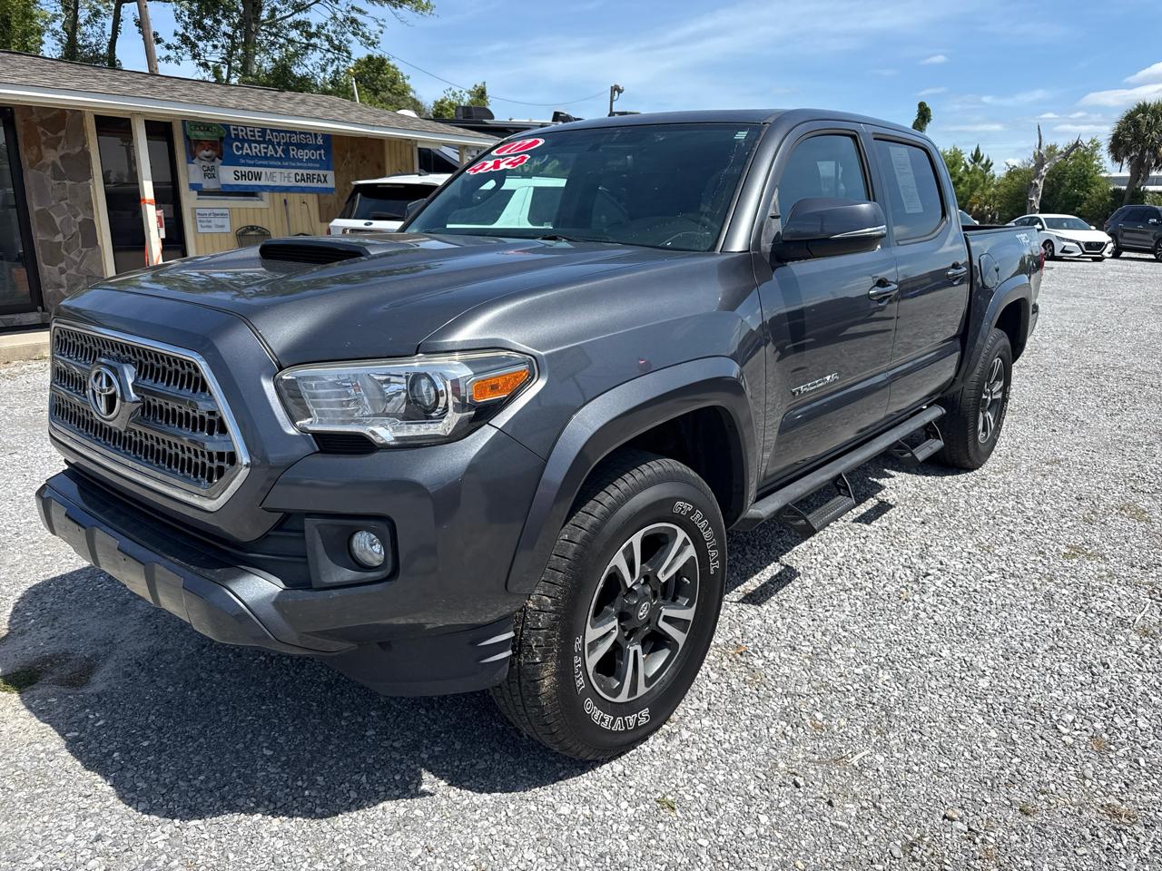Toyota Tacoma TRD Off Road Double Cab 5' Bed V6 4x4 MT (Natl) 2017