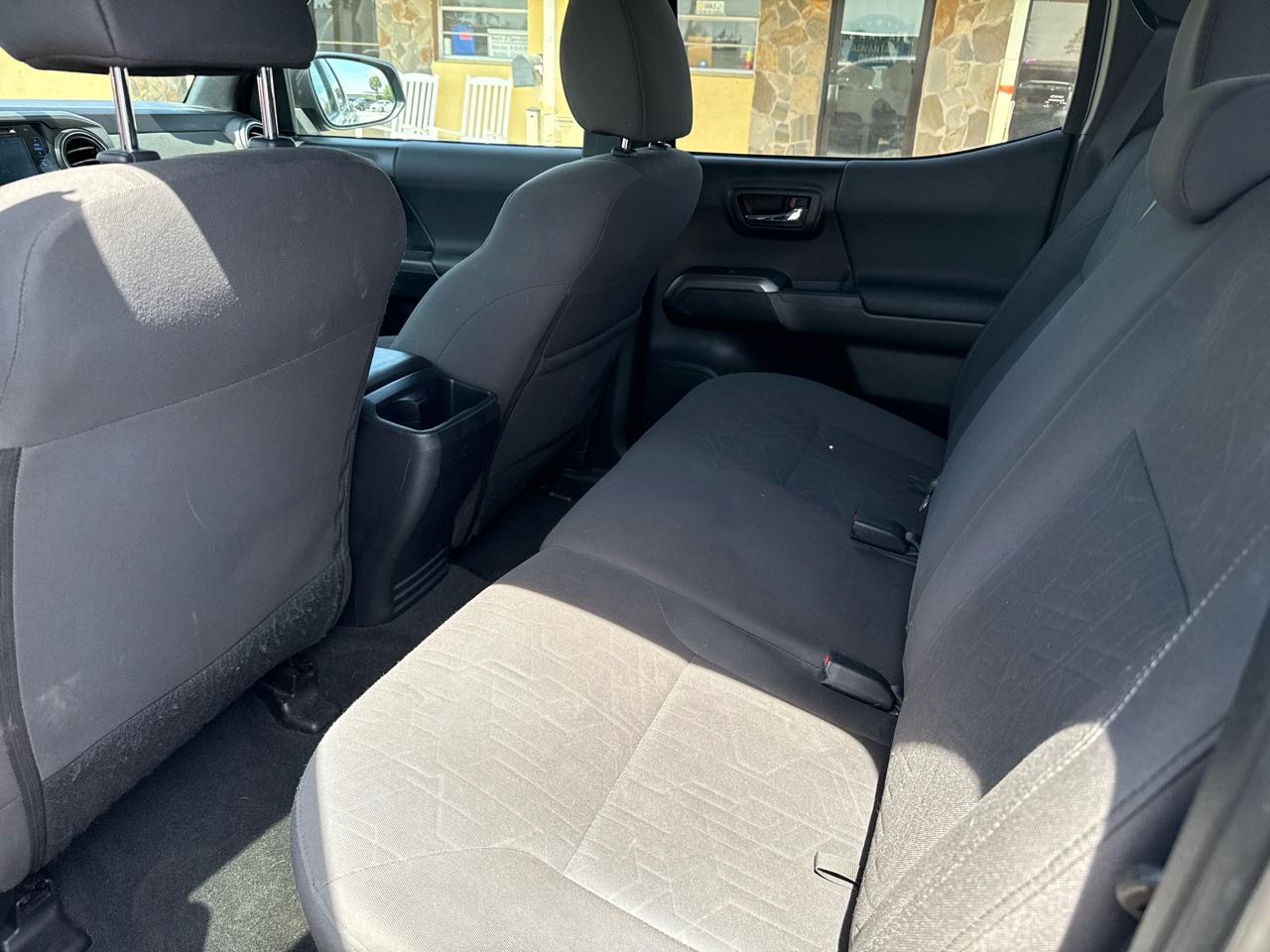 Toyota Tacoma TRD Off Road Double Cab 5' Bed V6 4x4 MT (Natl) 2017