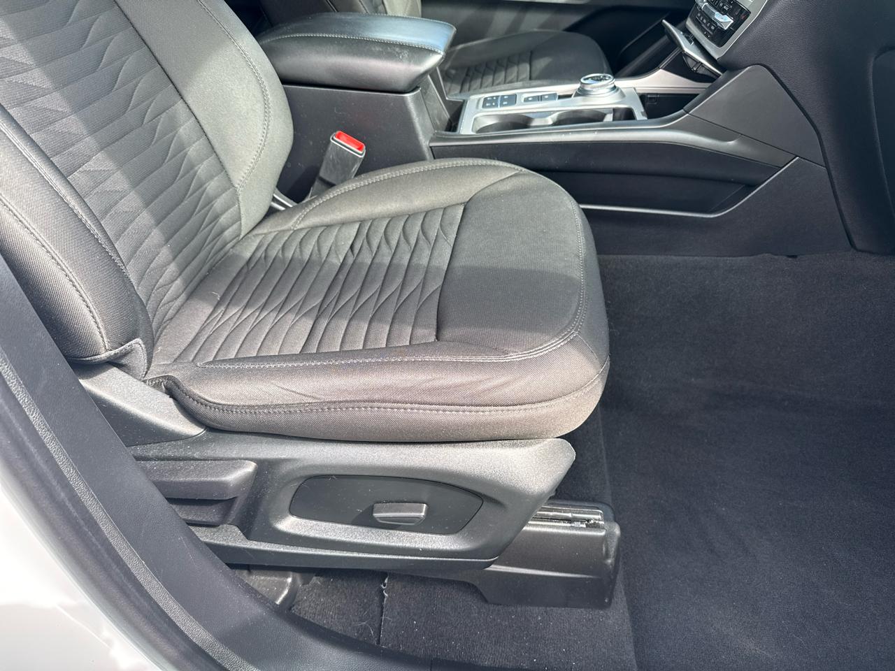 Ford Explorer XLT RWD 2021