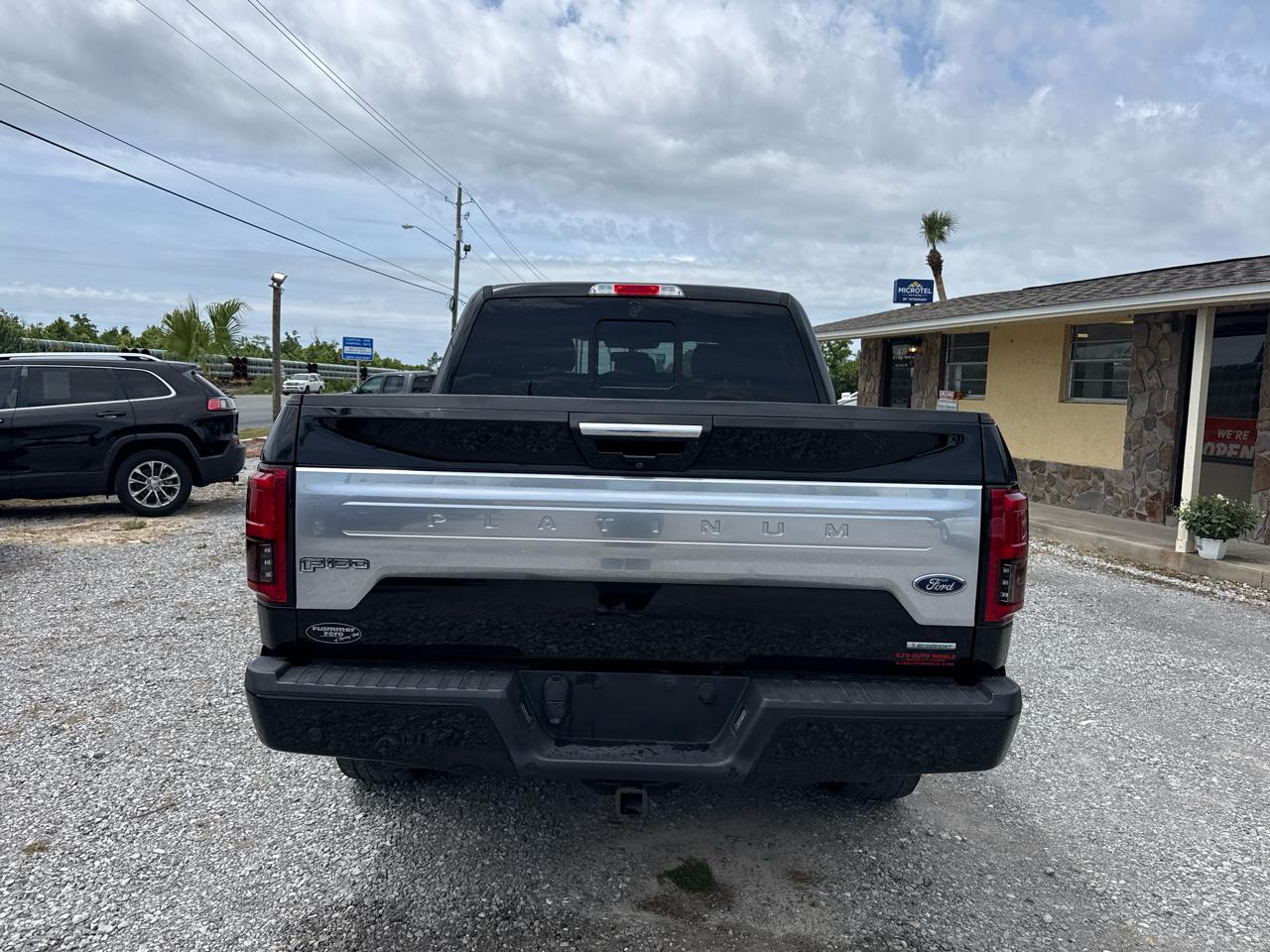 Ford F-150 Platinum 4WD SuperCrew 5.5' Box 2018