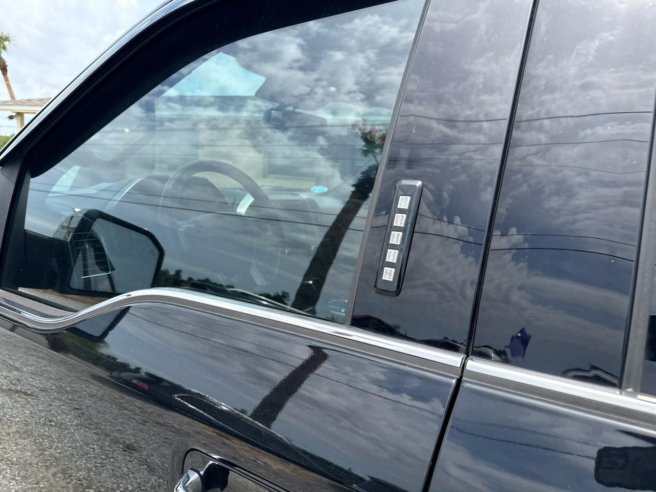 Ford F-150 Platinum 4WD SuperCrew 5.5' Box 2018
