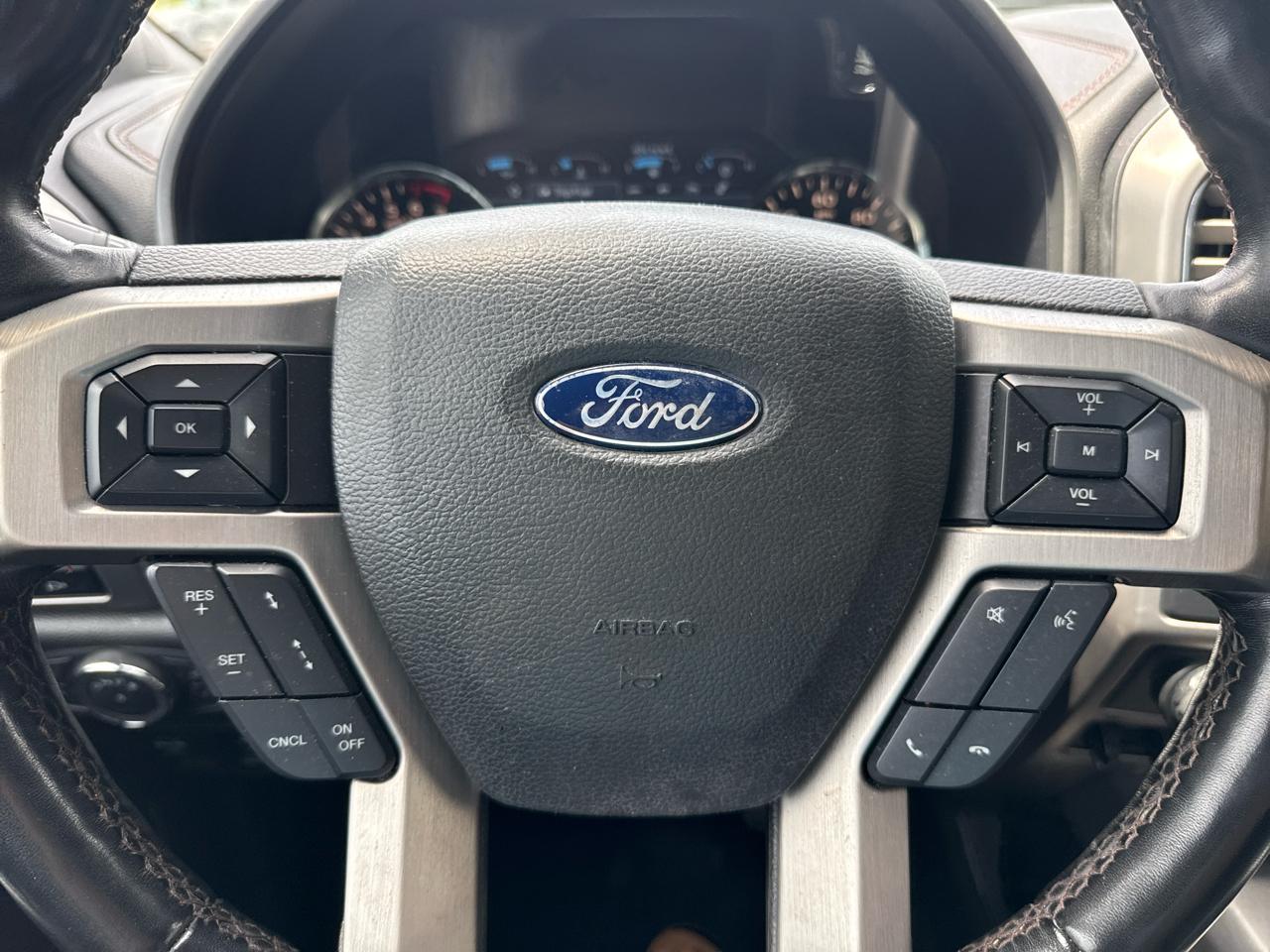 Ford F-150 Platinum 4WD SuperCrew 5.5' Box 2018