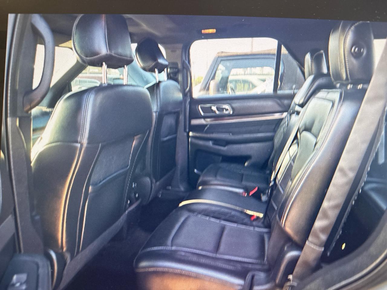 Ford Explorer XLT 4WD 2018