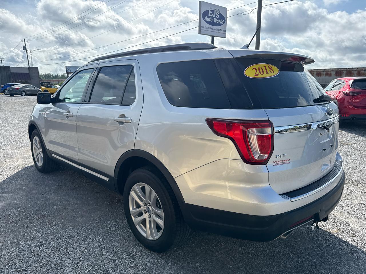 Ford Explorer XLT 4WD 2018
