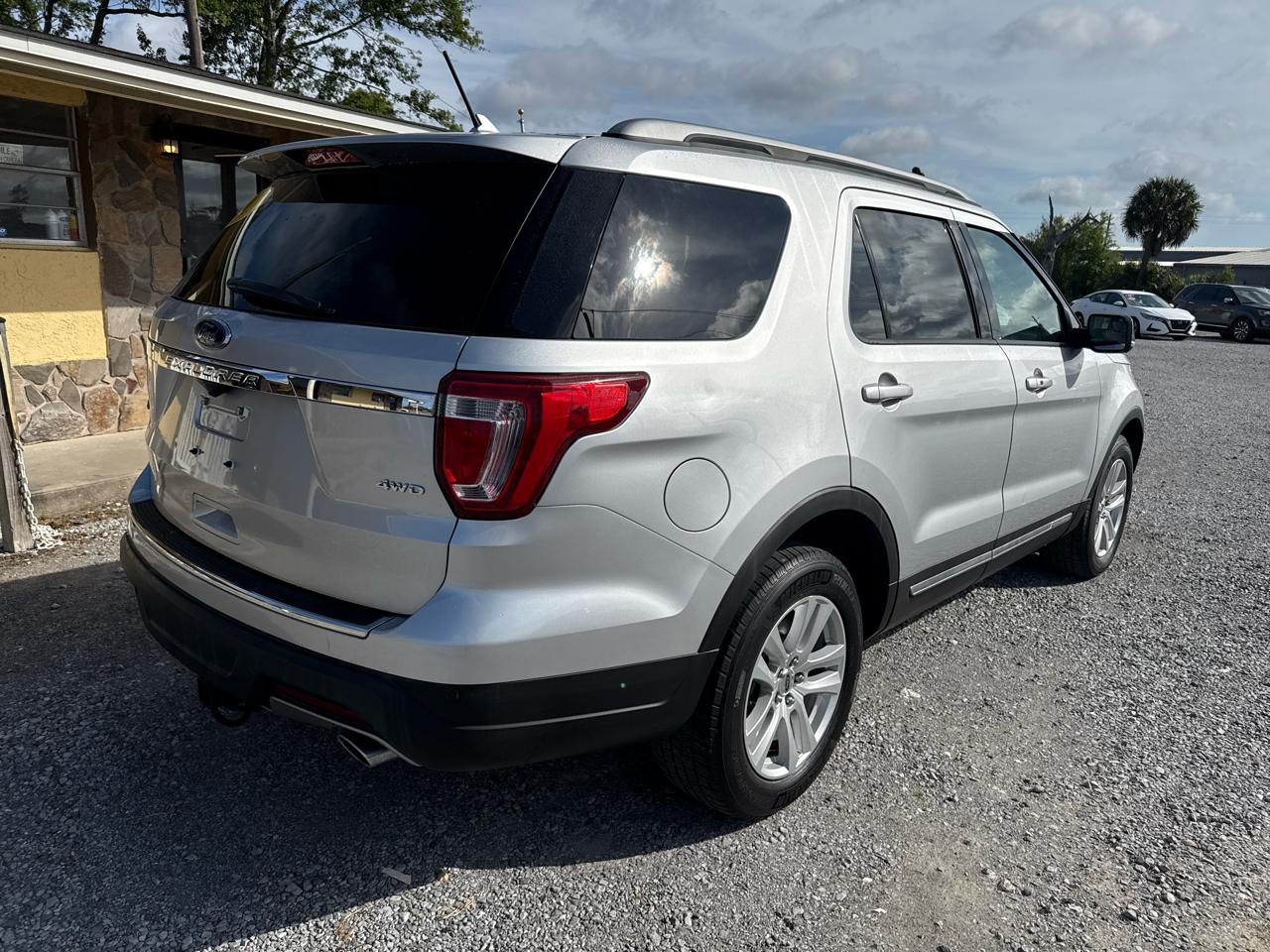 Ford Explorer XLT 4WD 2018