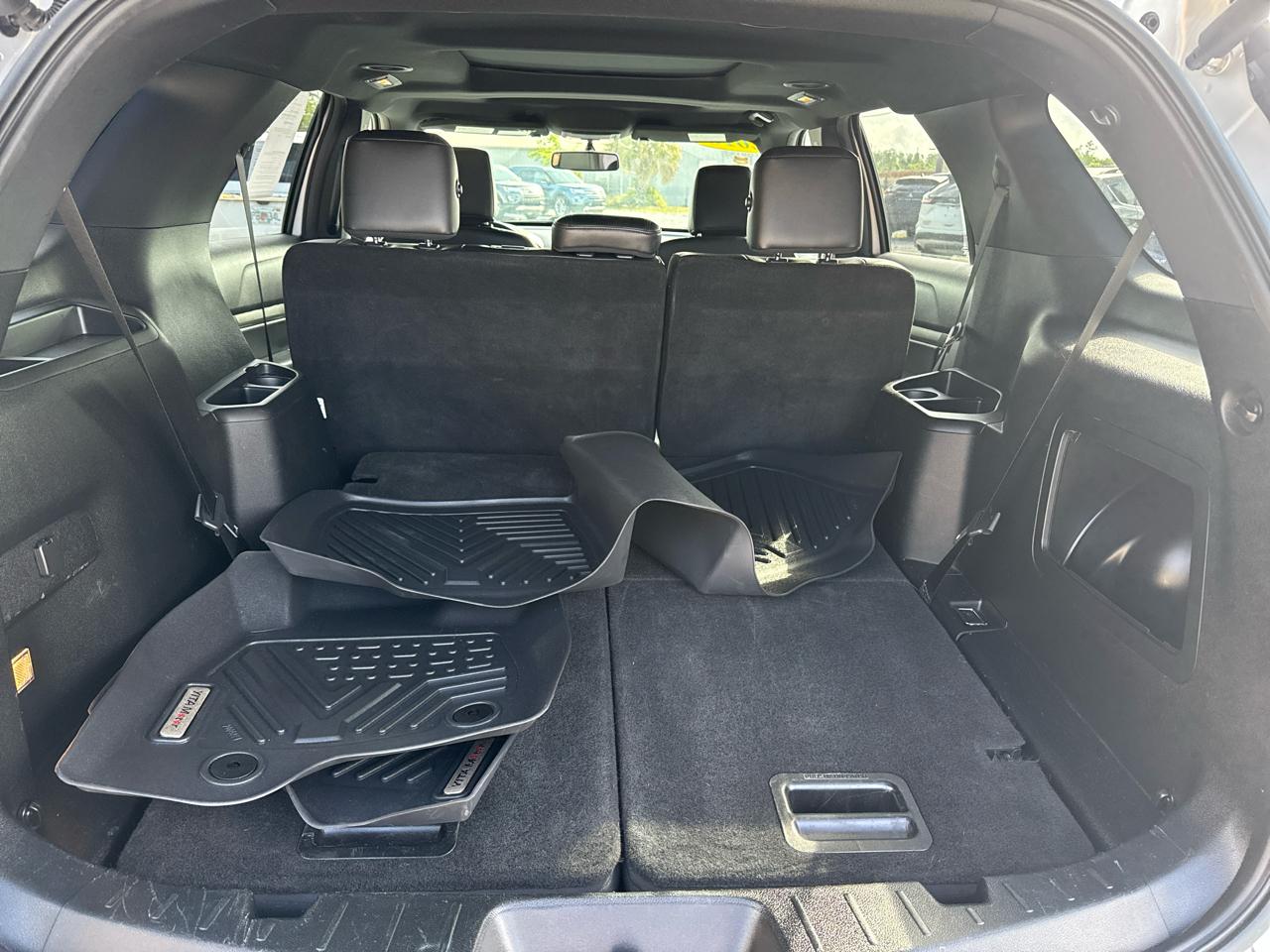 Ford Explorer XLT 4WD 2018