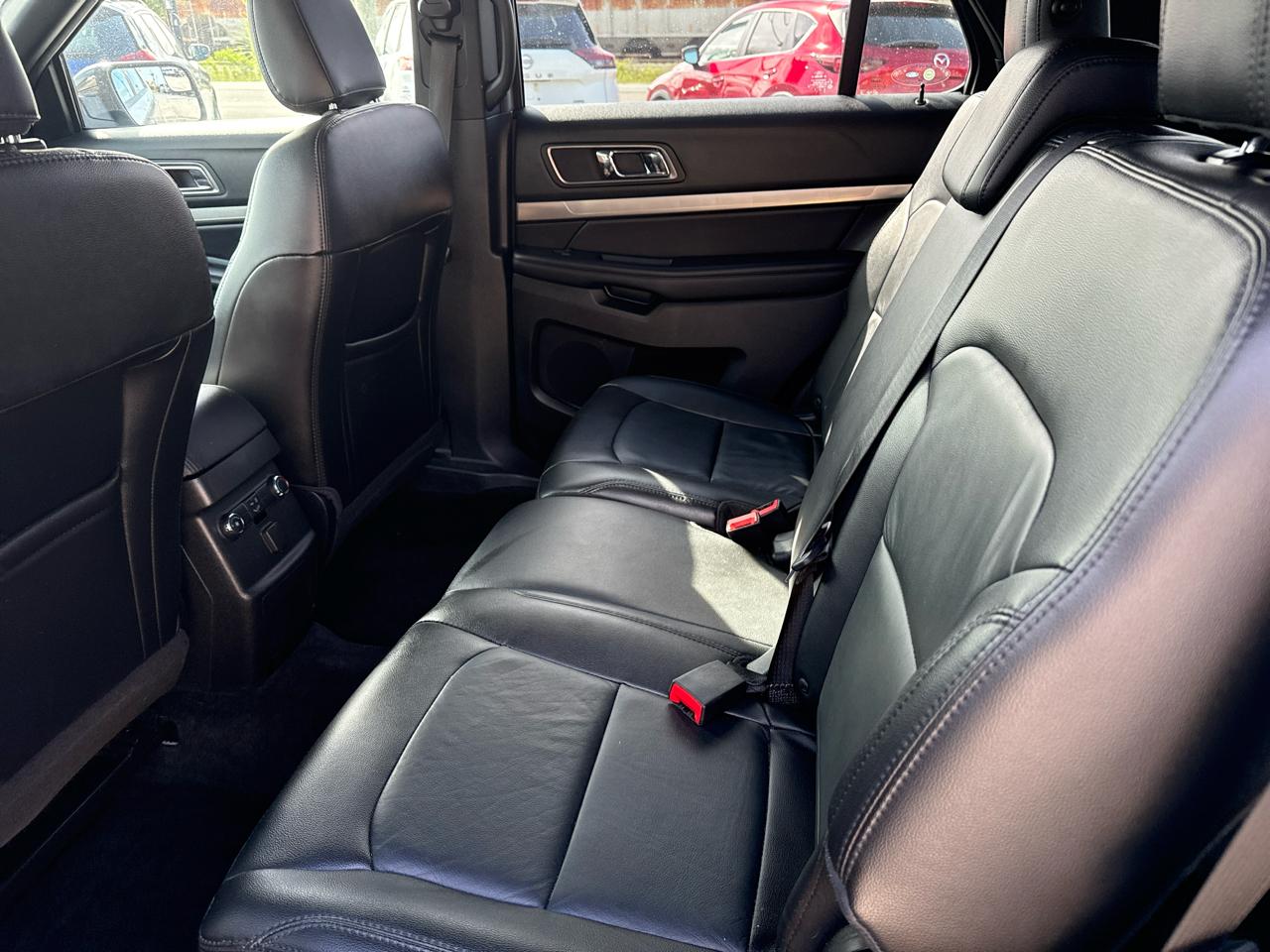 Ford Explorer XLT 4WD 2018