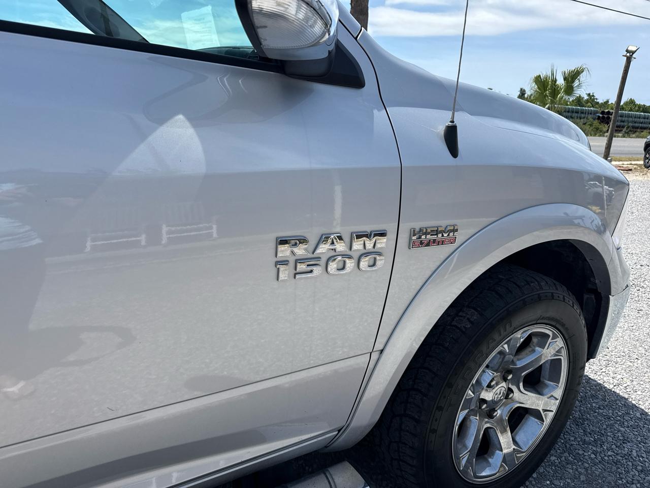 RAM 1500 Laramie 4x4 Crew Cab 5'7" Box 2018
