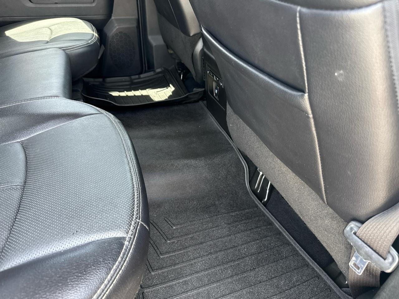 RAM 1500 Laramie 4x4 Crew Cab 5'7" Box 2018