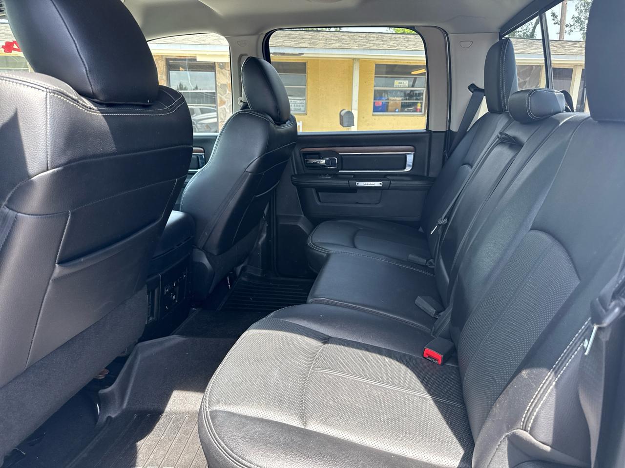 RAM 1500 Laramie 4x4 Crew Cab 5'7" Box 2018