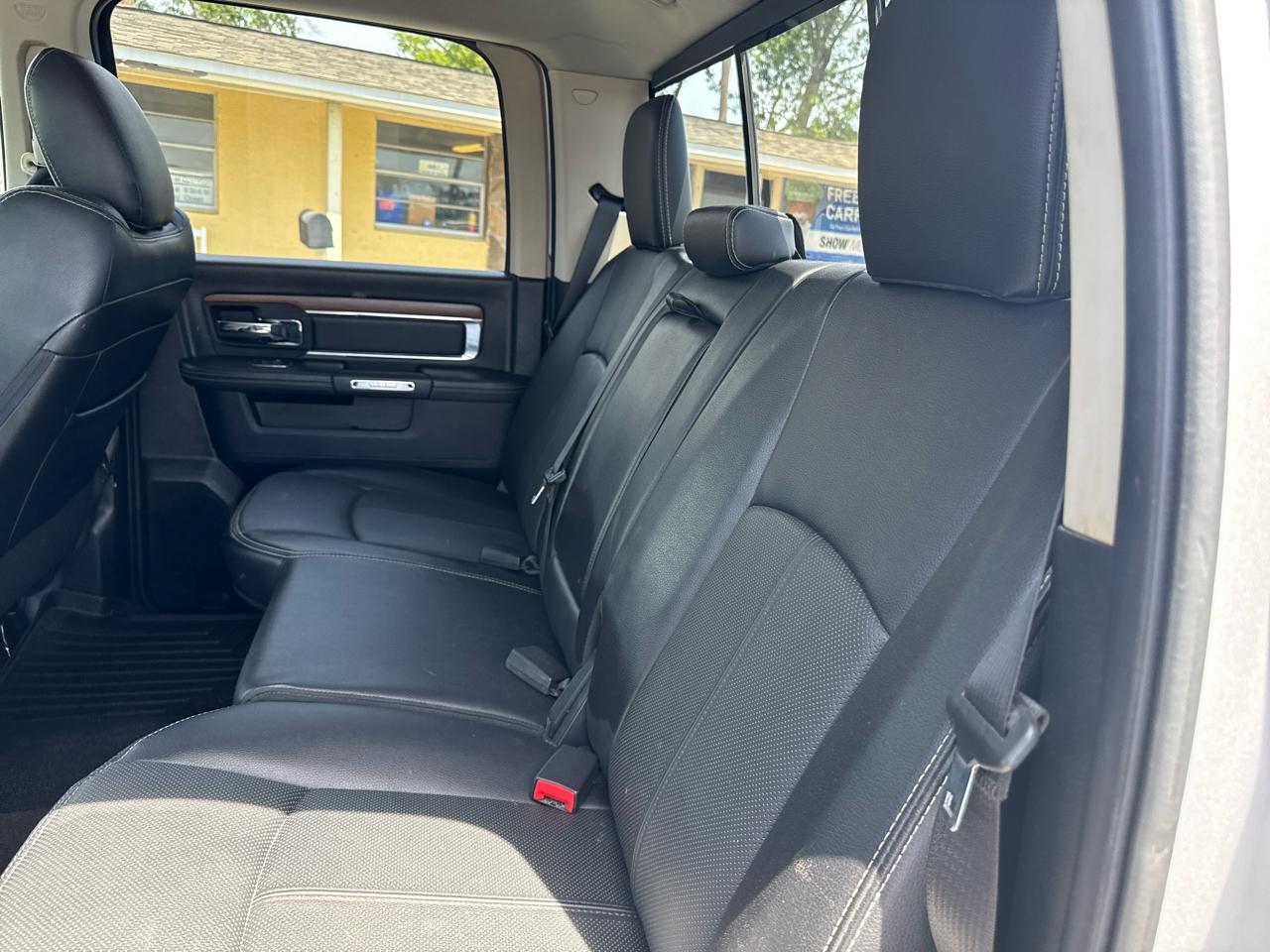 RAM 1500 Laramie 4x4 Crew Cab 5'7" Box 2018