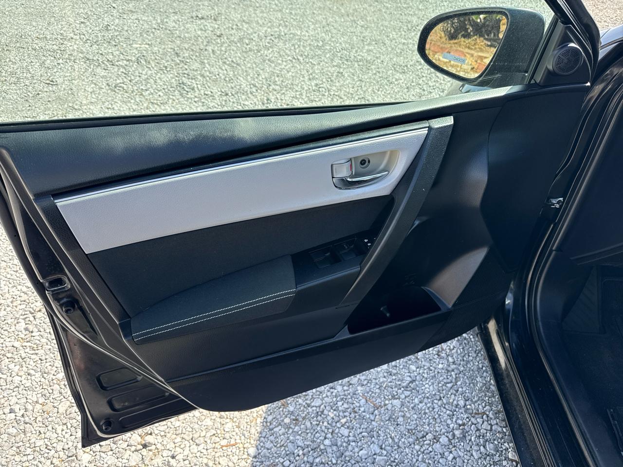 Toyota Corolla 4dr Sedan LE Auto 2017