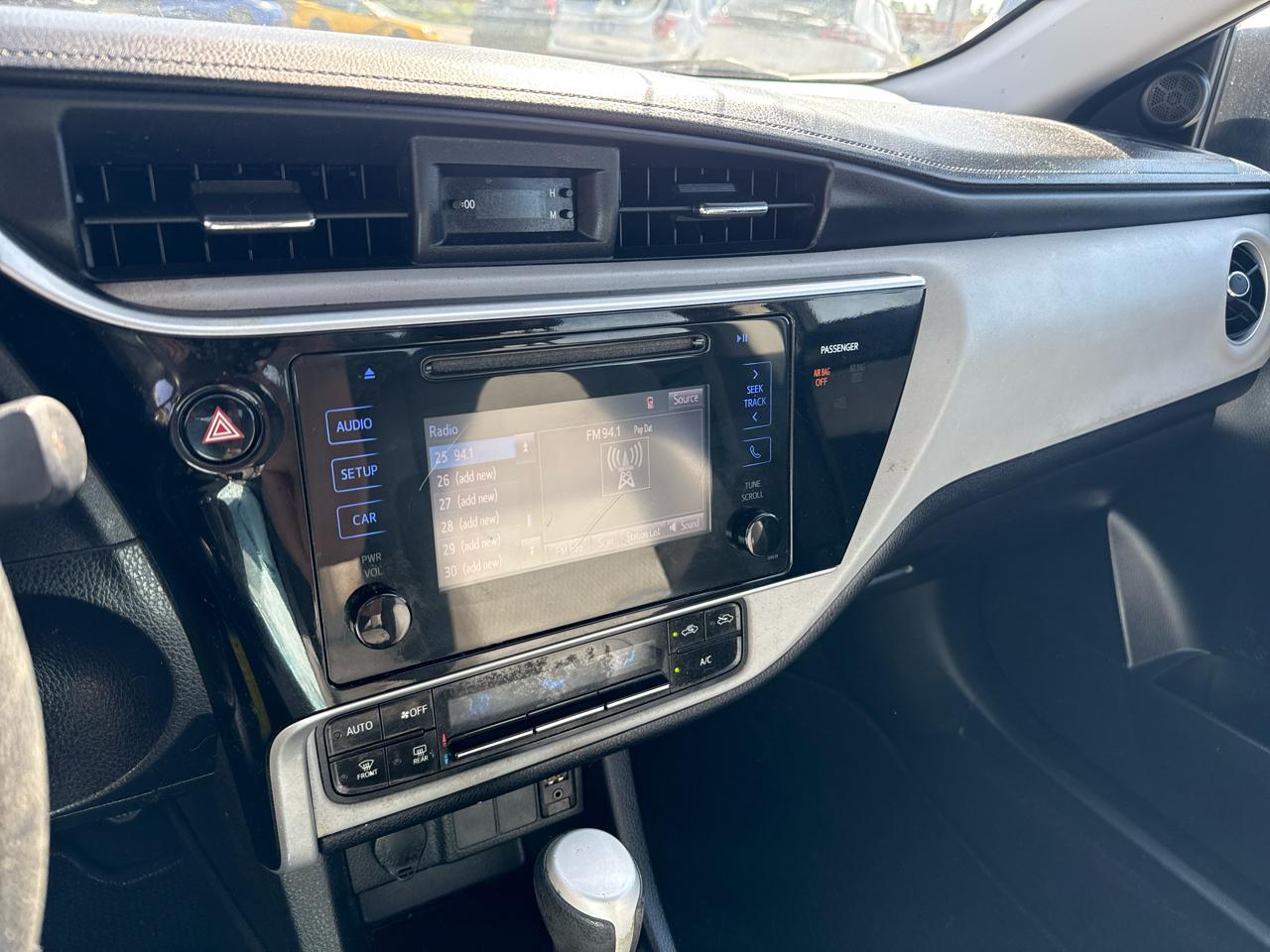 Toyota Corolla 4dr Sedan LE Auto 2017