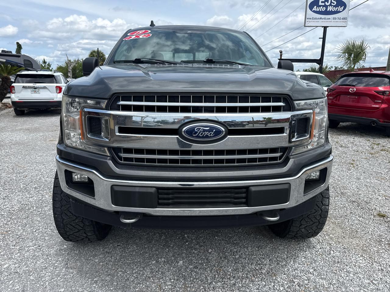 Ford F-150 4WD SuperCrew 139" XLT 2019
