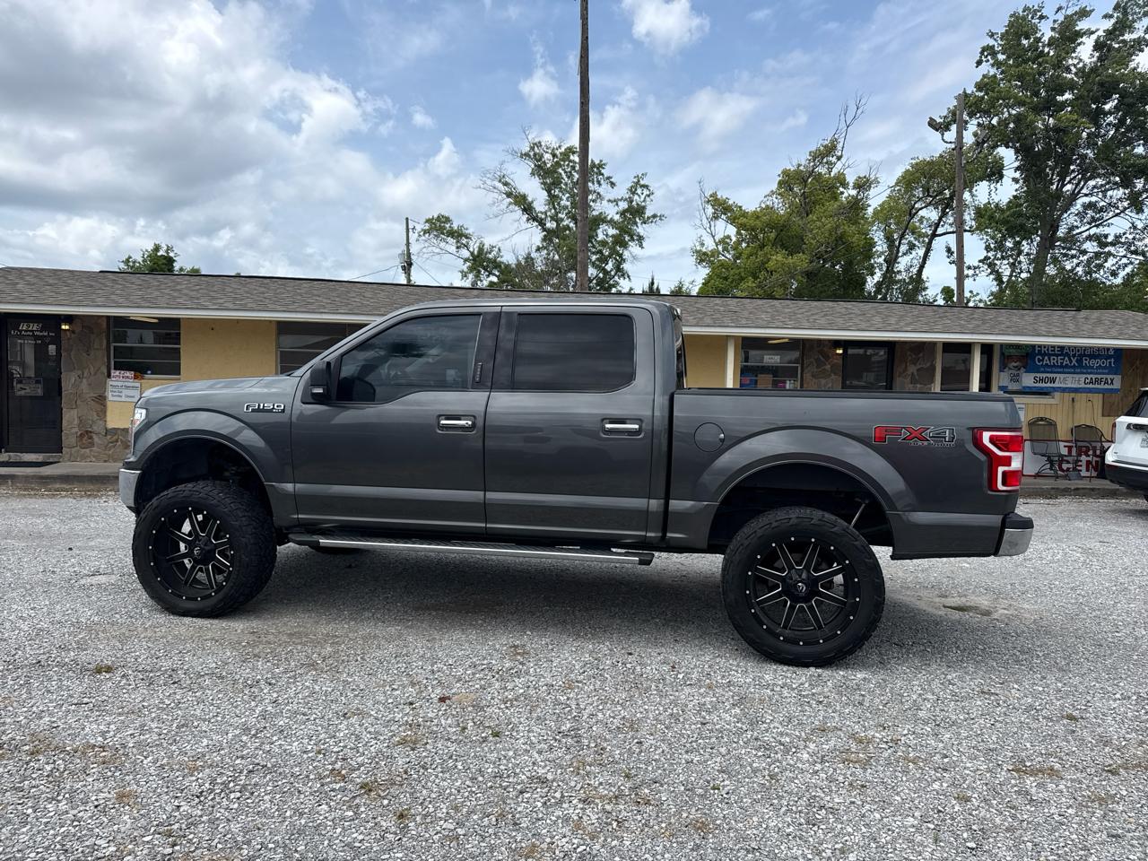 Ford F-150 4WD SuperCrew 139" XLT 2019