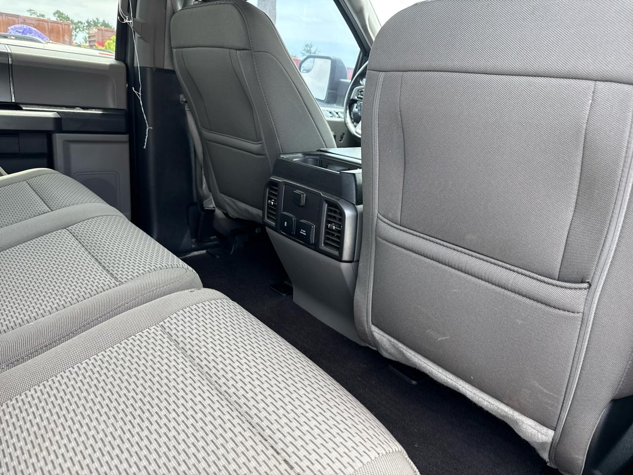 Ford F-150 4WD SuperCrew 139" XLT 2019