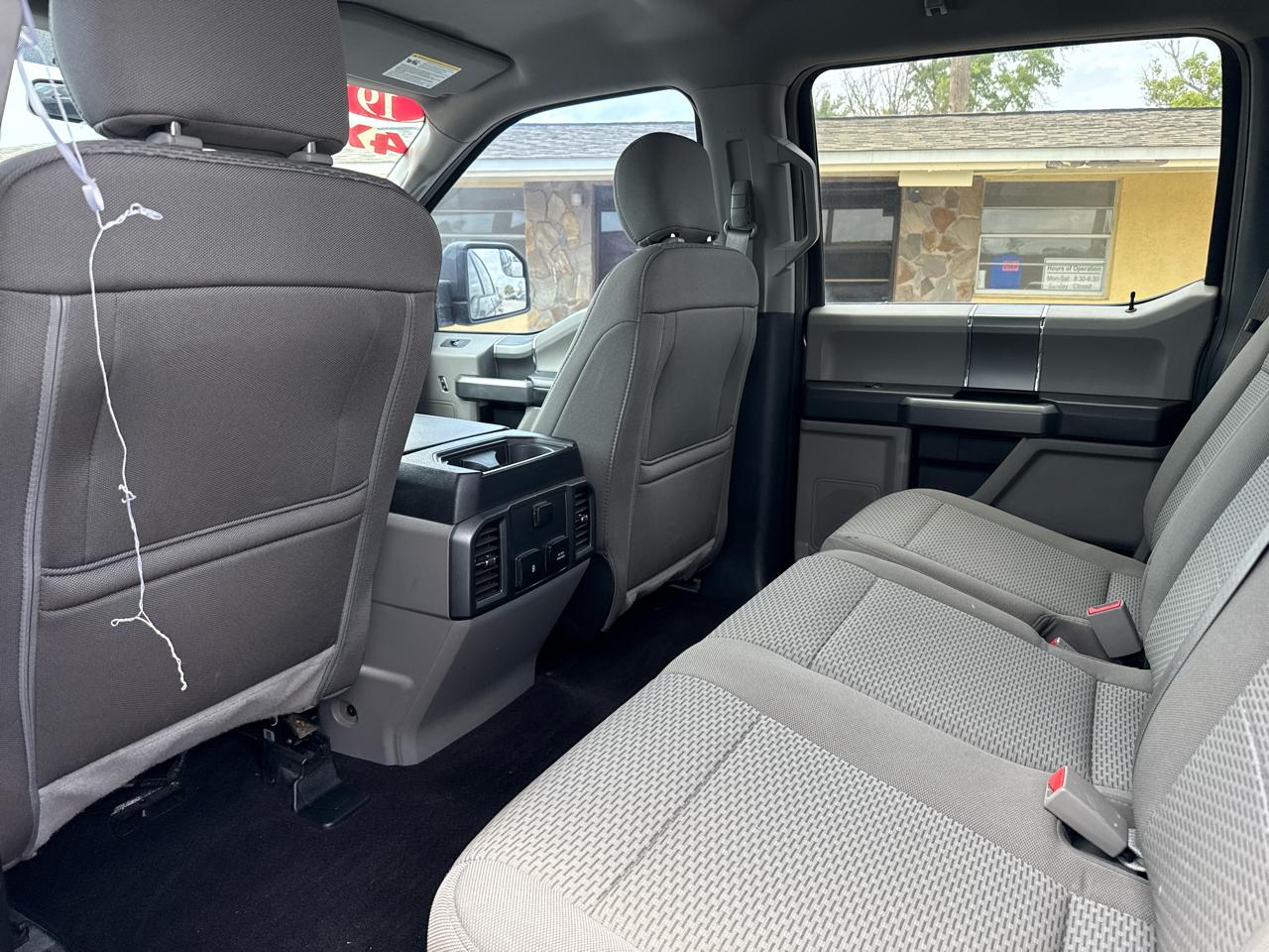 Ford F-150 4WD SuperCrew 139" XLT 2019