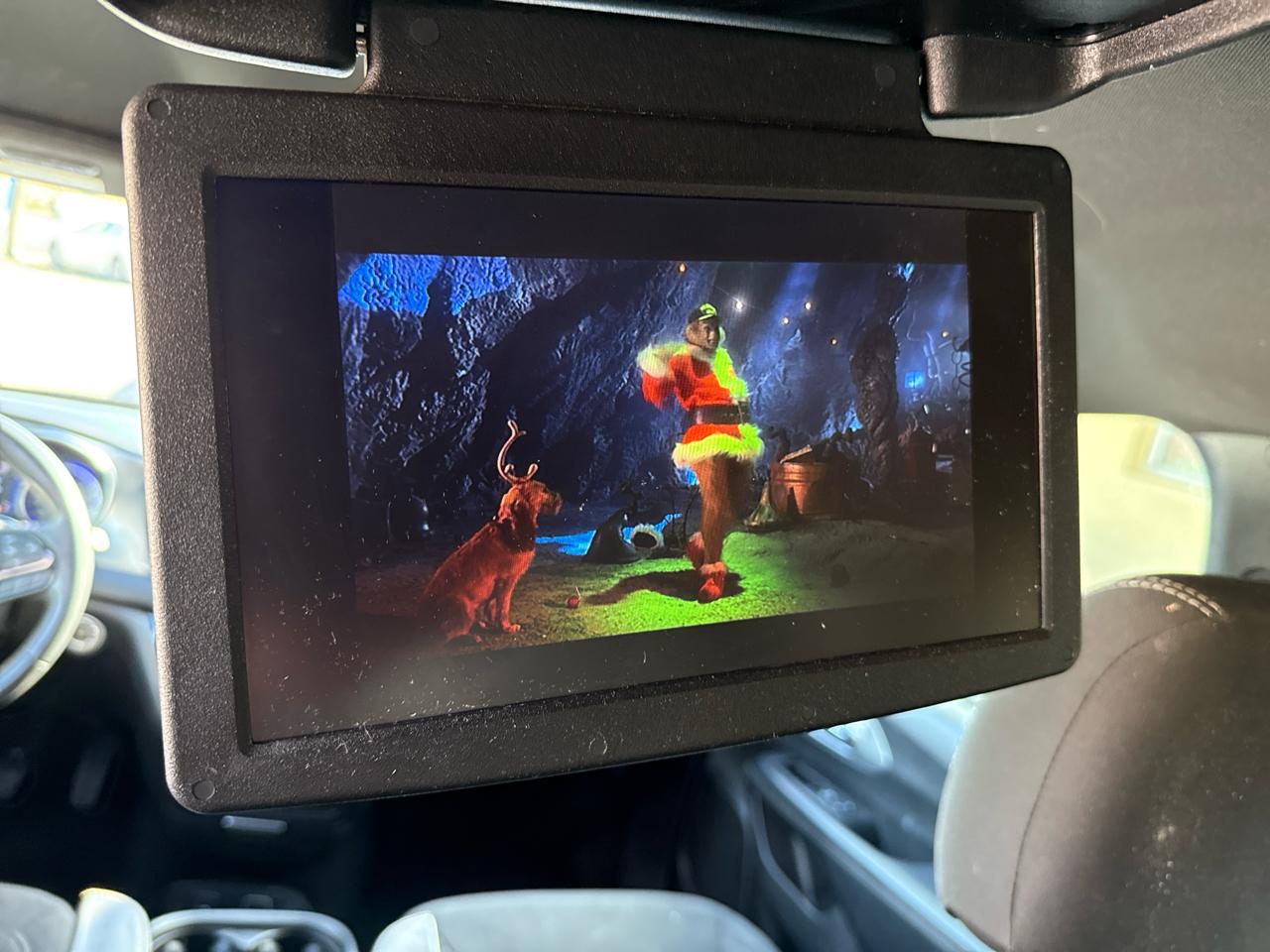 Chrysler Pacifica Touring Plus FWD 2019