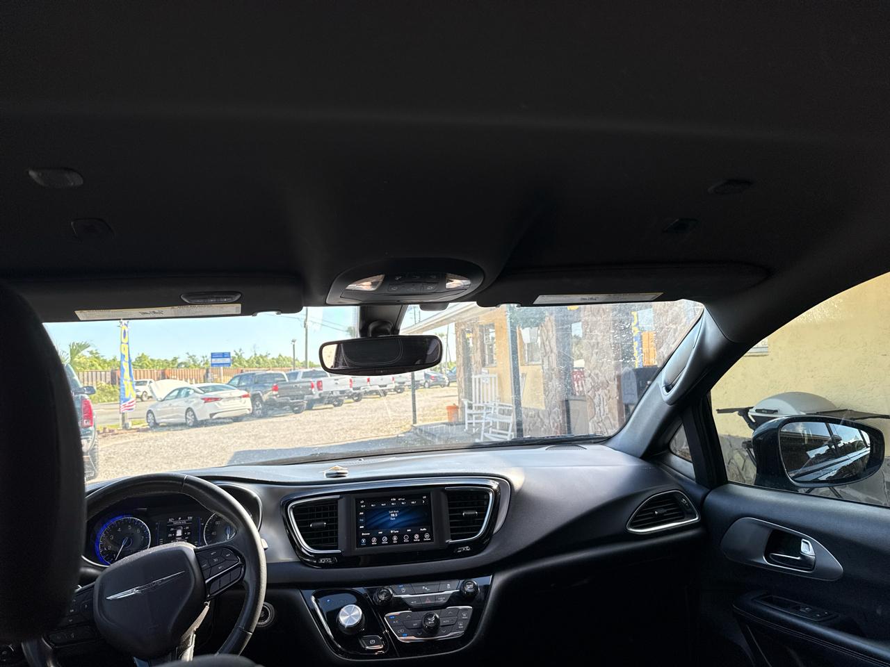 Chrysler Pacifica Touring Plus FWD 2019