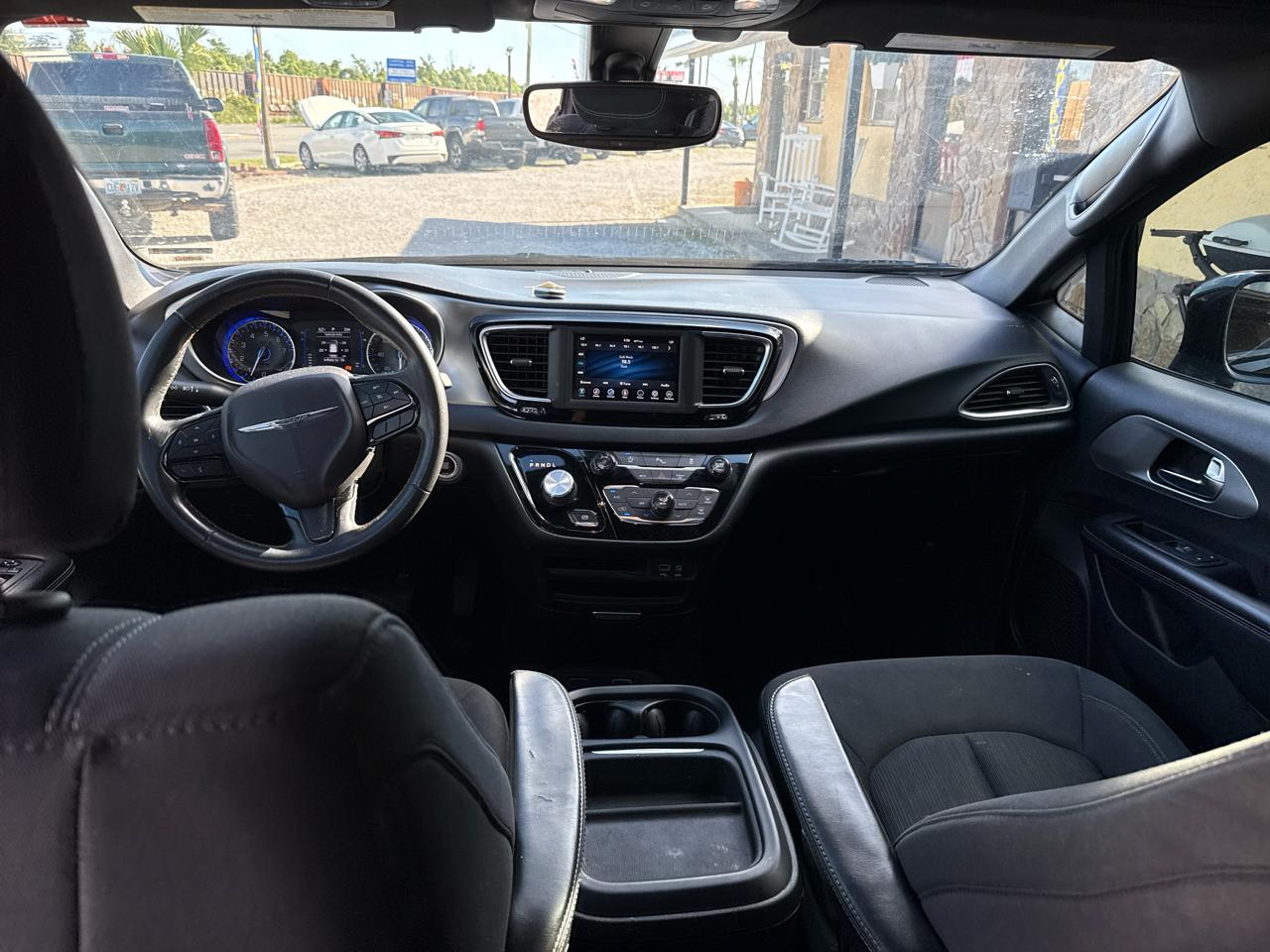 Chrysler Pacifica Touring Plus FWD 2019