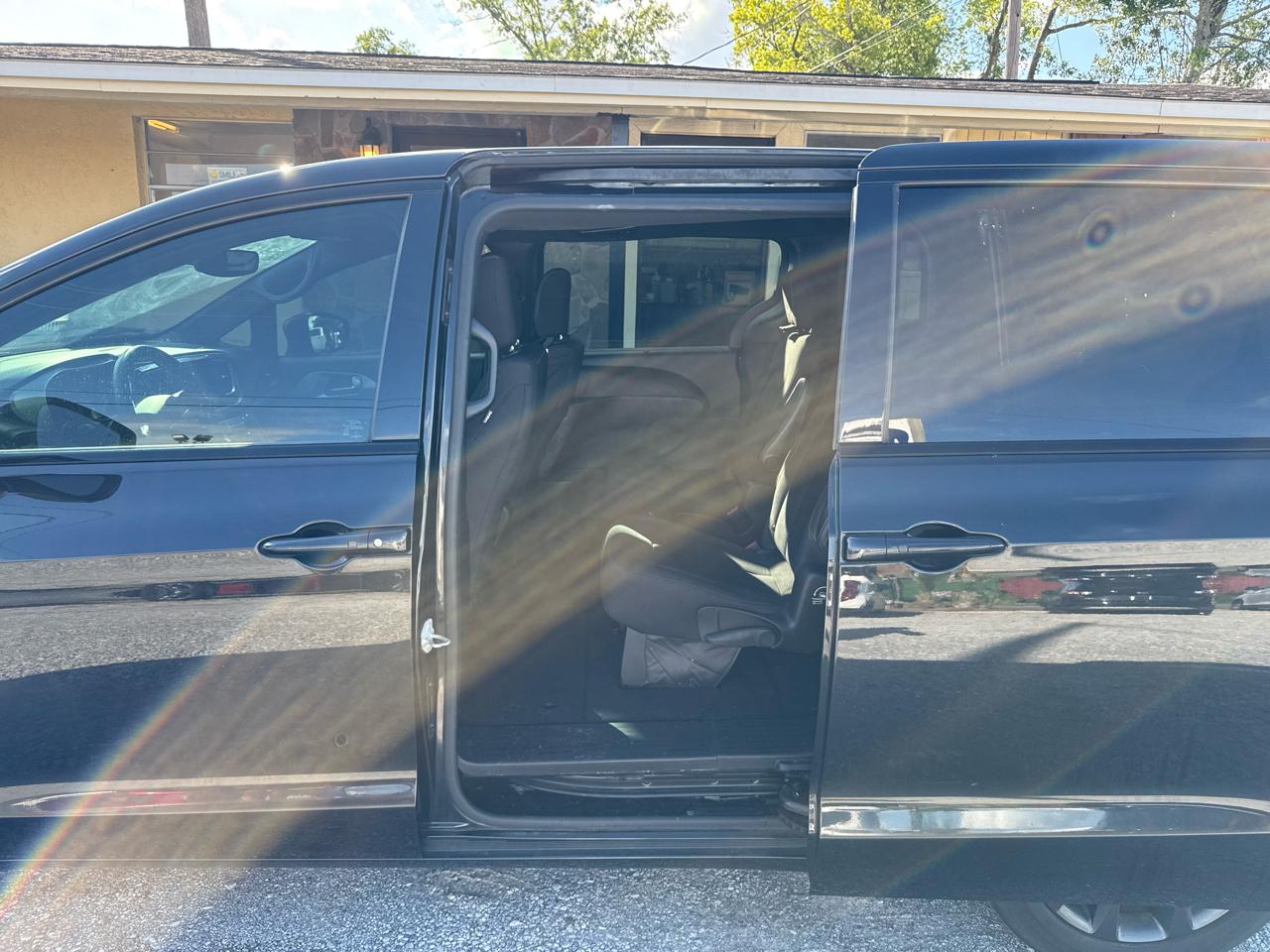Chrysler Pacifica Touring Plus FWD 2019