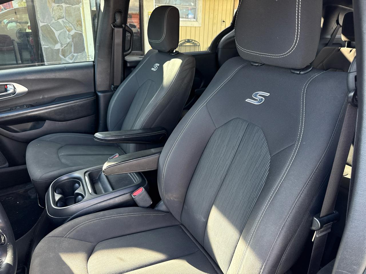 Chrysler Pacifica Touring Plus FWD 2019