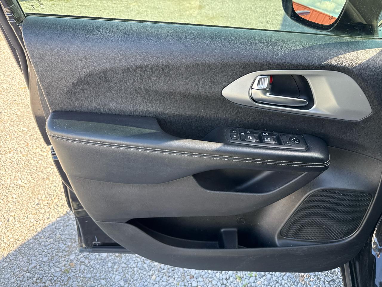 Chrysler Pacifica Touring Plus FWD 2019