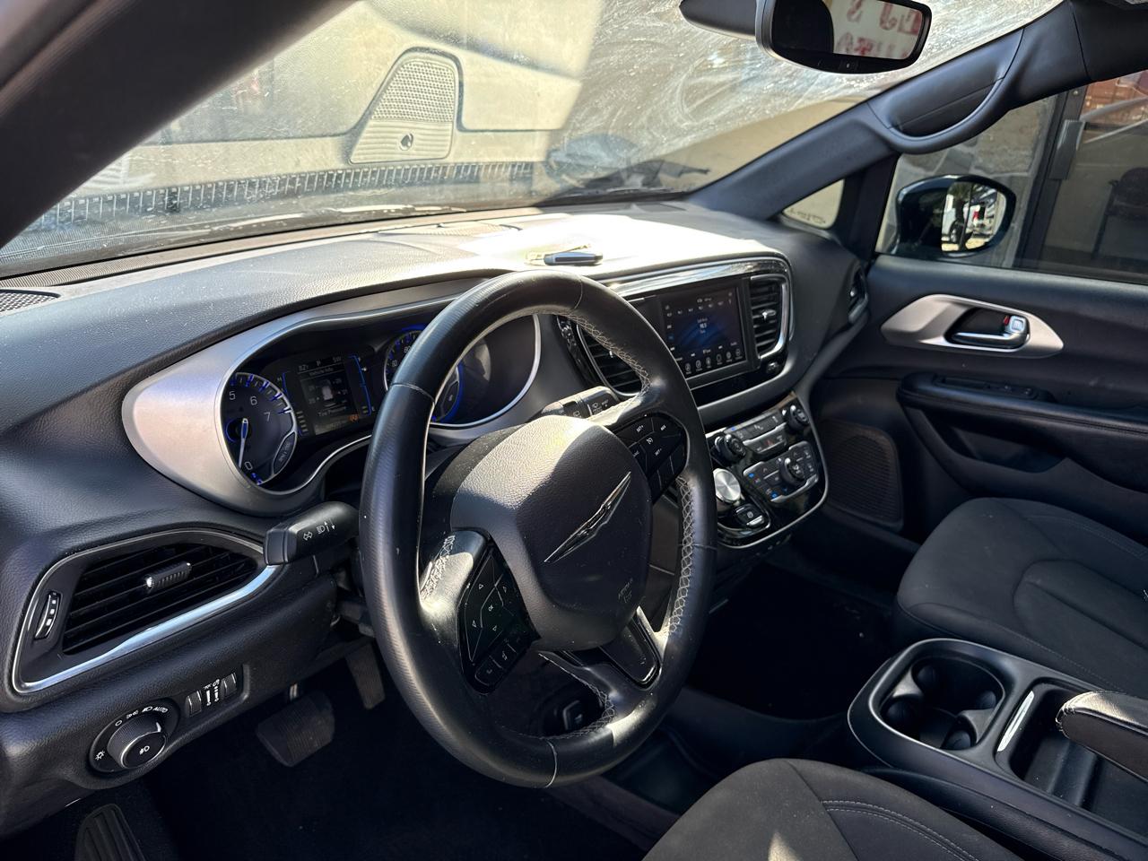 Chrysler Pacifica Touring Plus FWD 2019