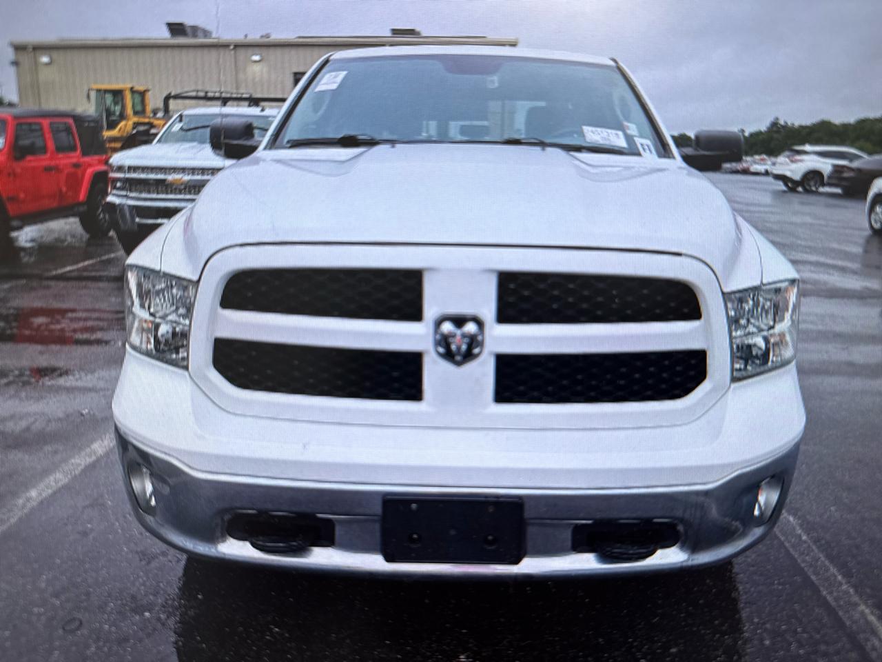 RAM 1500 4WD Crew Cab 140.5" Outdoorsman 2016