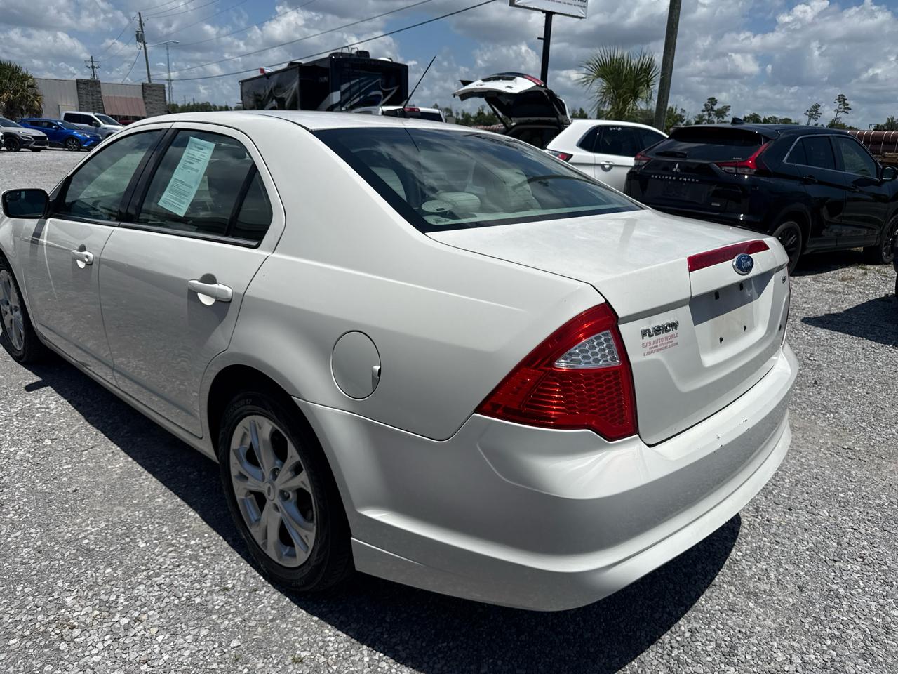 Ford Fusion 4dr Sdn SE FWD 2012