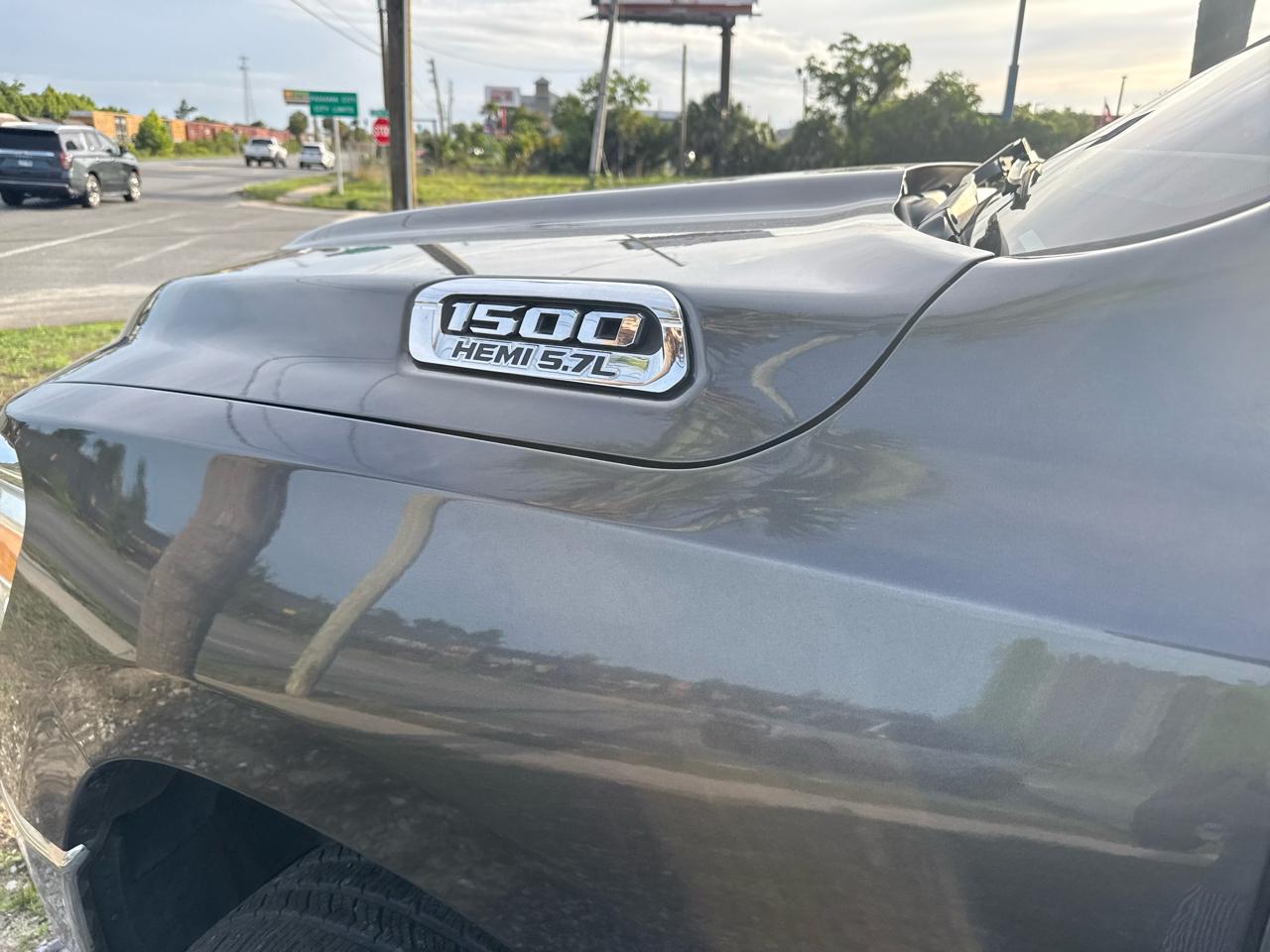 RAM 1500 Big Horn/Lone Star 4x2 Crew Cab 5'7" Box 2019