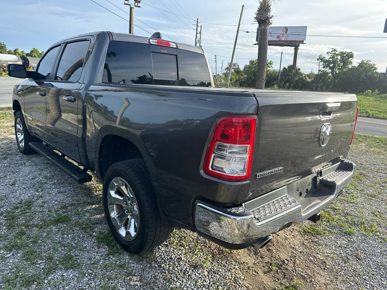 RAM 1500 Big Horn/Lone Star 4x2 Crew Cab 5'7" Box 2019
