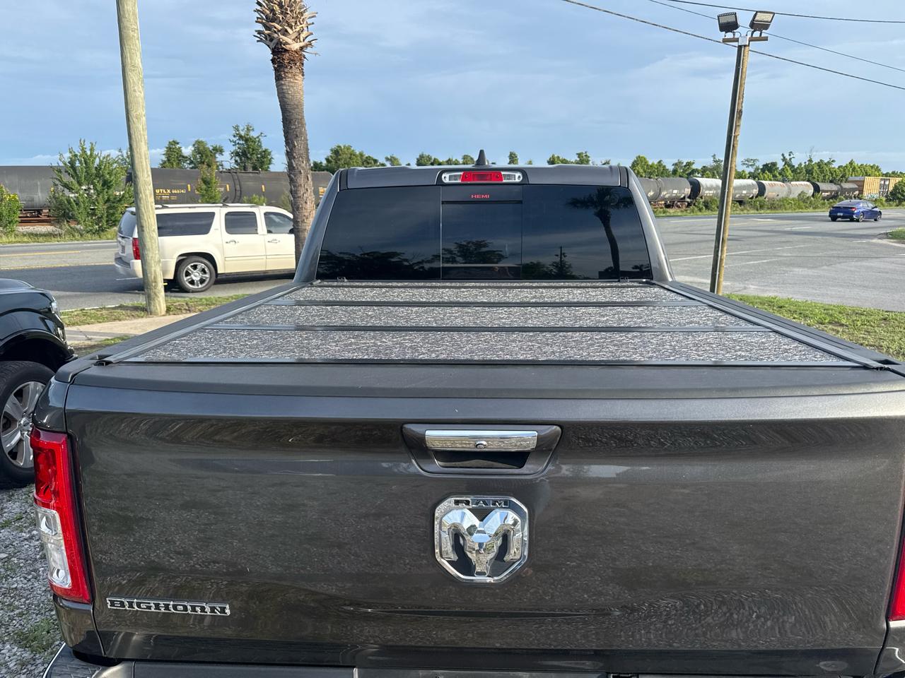 RAM 1500 Big Horn/Lone Star 4x2 Crew Cab 5'7" Box 2019