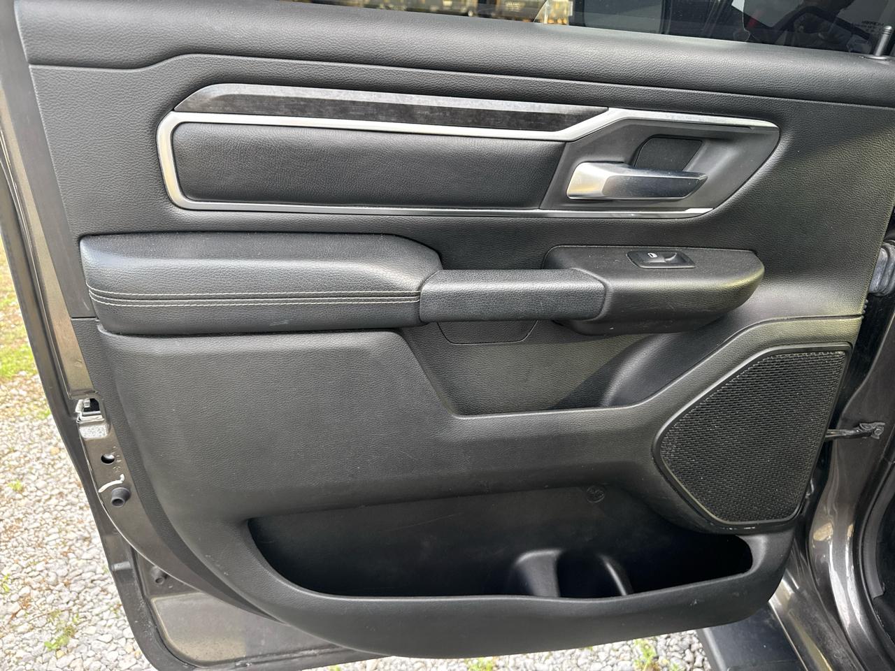 RAM 1500 Big Horn/Lone Star 4x2 Crew Cab 5'7" Box 2019
