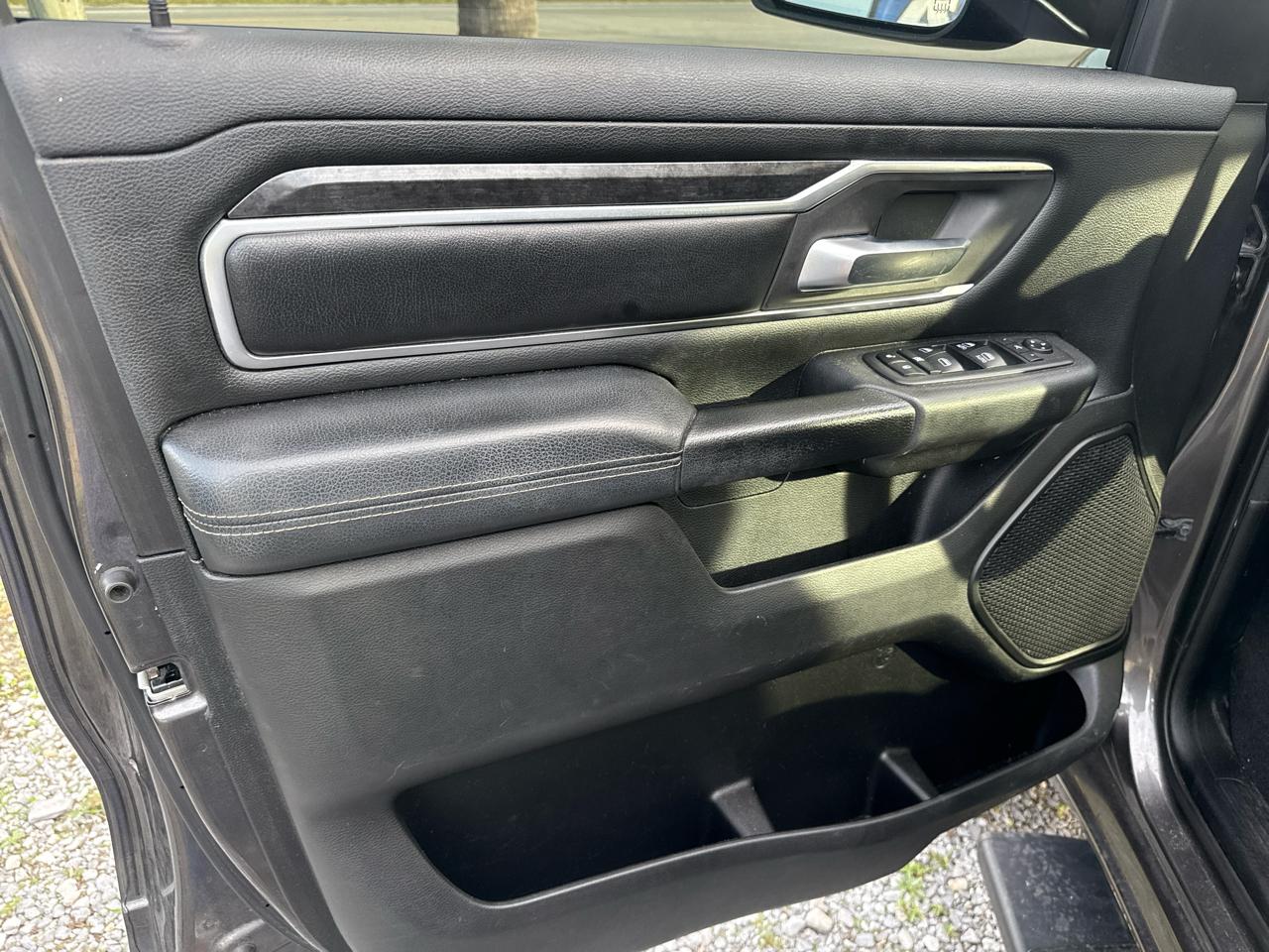 RAM 1500 Big Horn/Lone Star 4x2 Crew Cab 5'7" Box 2019