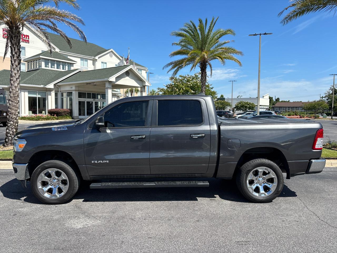 RAM 1500 Big Horn/Lone Star 4x2 Crew Cab 5'7" Box 2019
