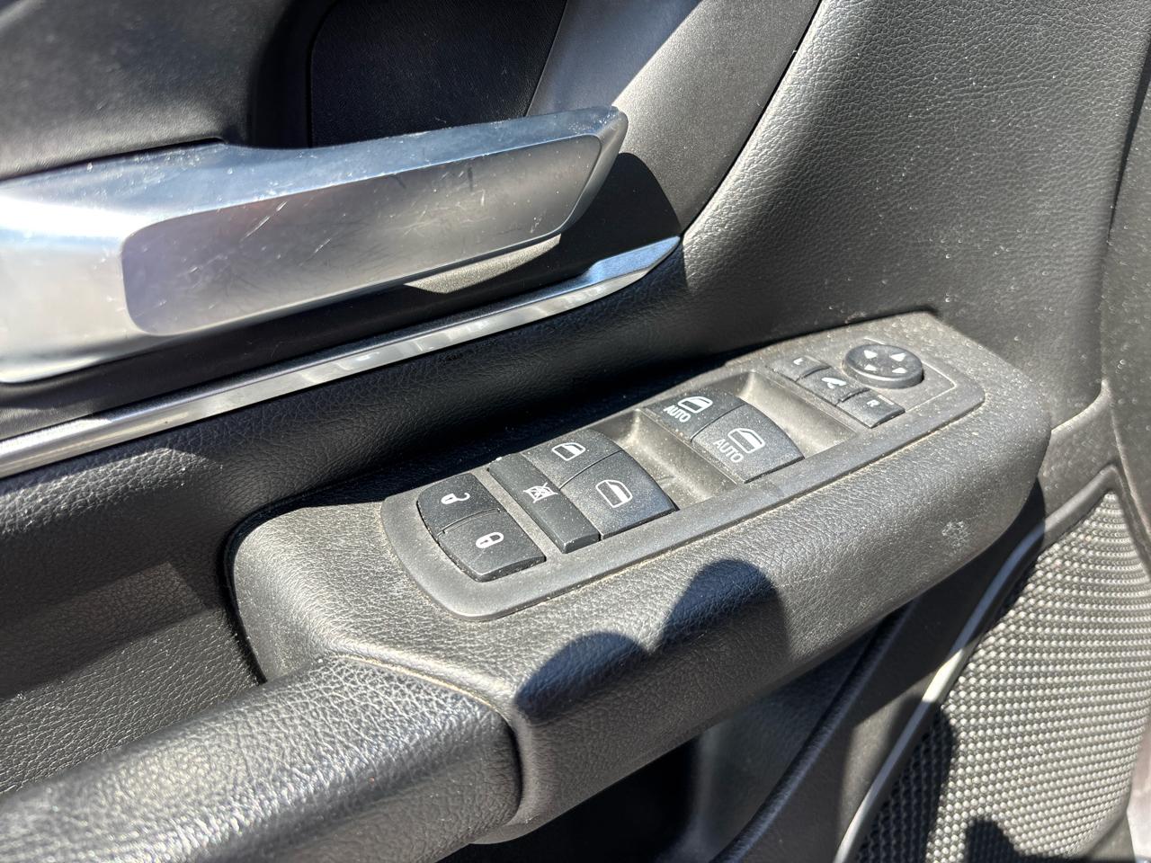 RAM 1500 Big Horn/Lone Star 4x2 Crew Cab 5'7" Box 2019