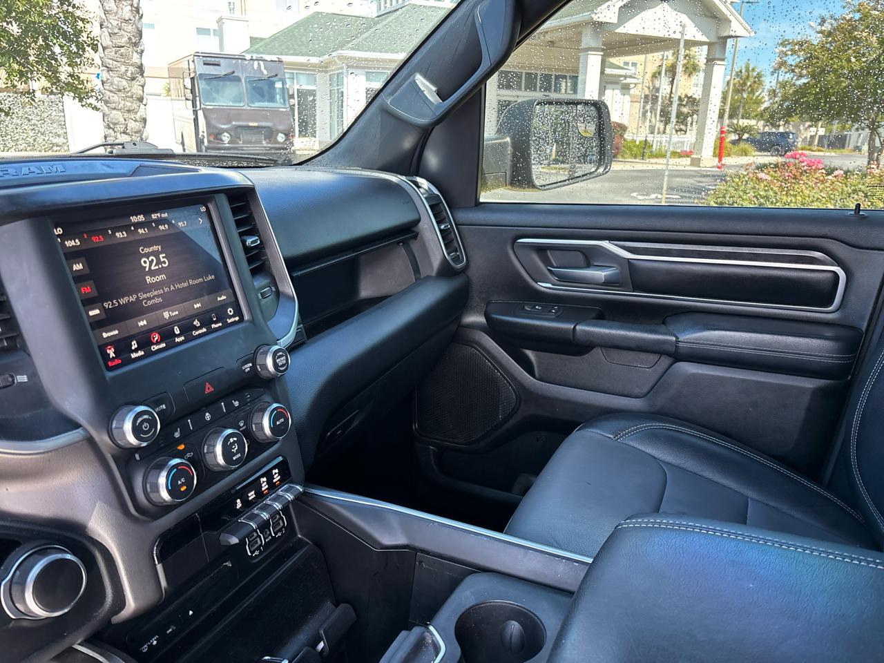 RAM 1500 Big Horn/Lone Star 4x2 Crew Cab 5'7" Box 2019