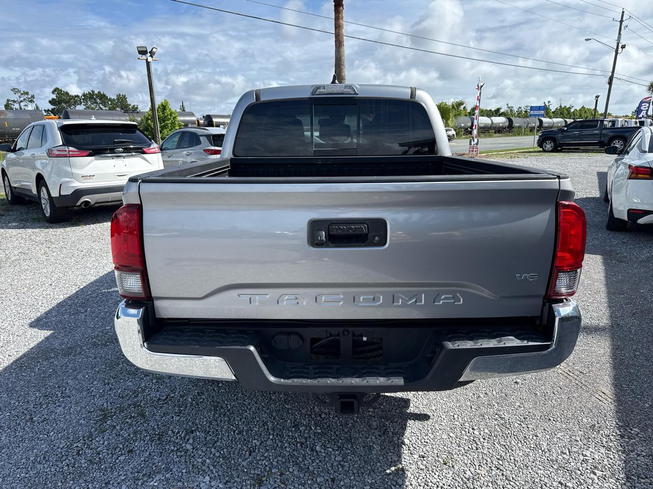 Toyota Tacoma 2WD SR5 Double Cab 5' Bed V6 AT (Natl) 2020