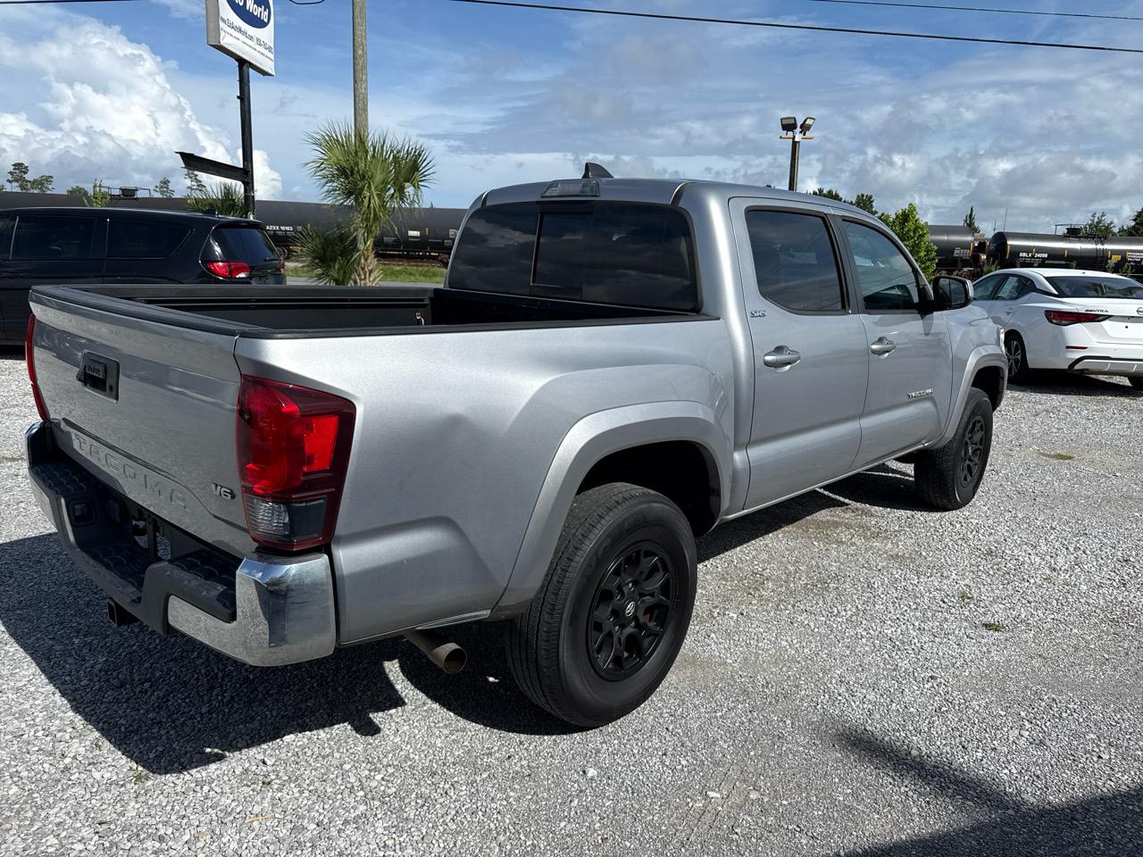 Toyota Tacoma 2WD SR5 Double Cab 5' Bed V6 AT (Natl) 2020